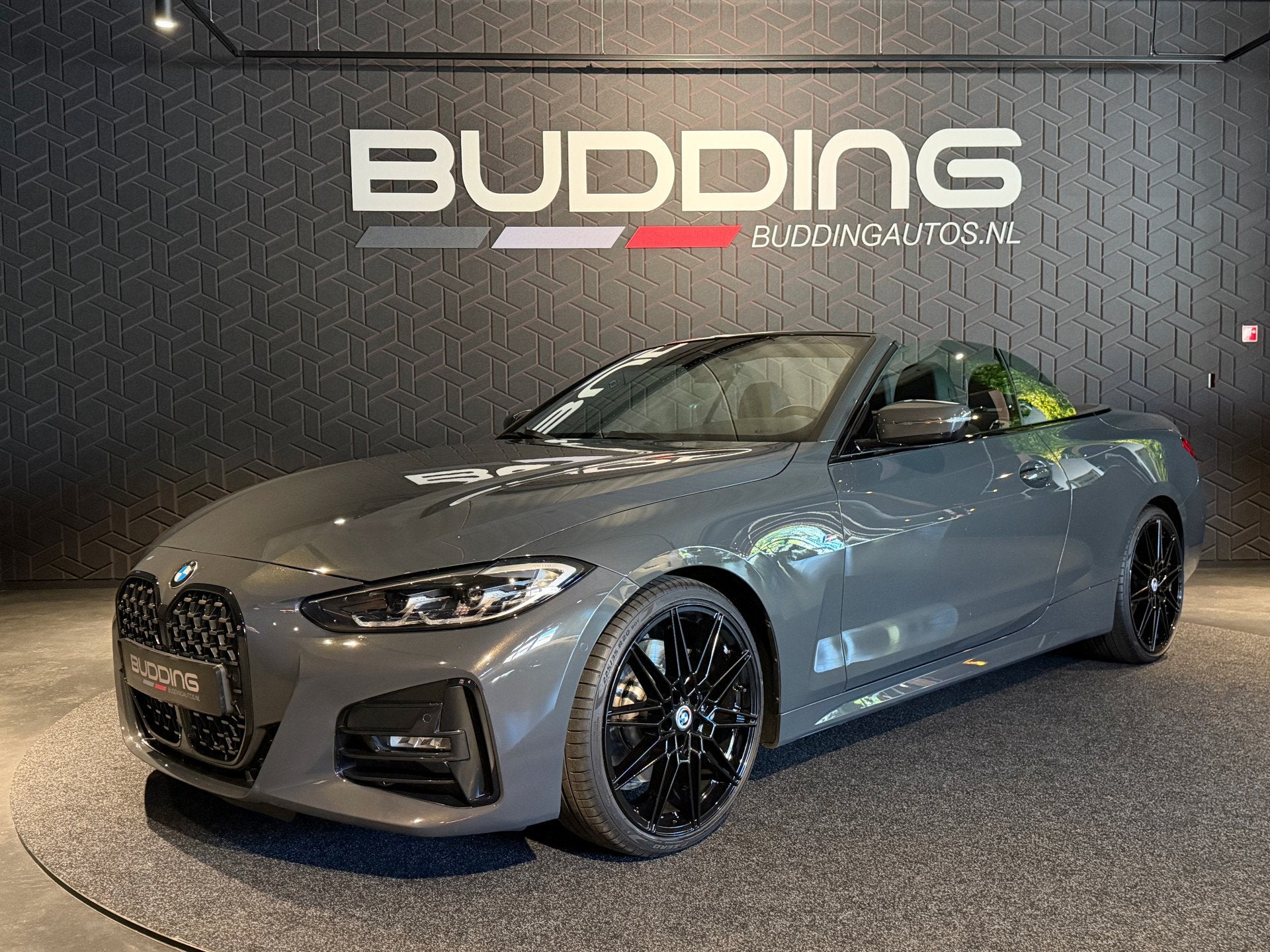 BMW 4 Serie Cabrio 430i High Exe | M-sport | Camera | Dravit, Automaat, 1998 cc, Achterwielaandrijving, Gebruikt