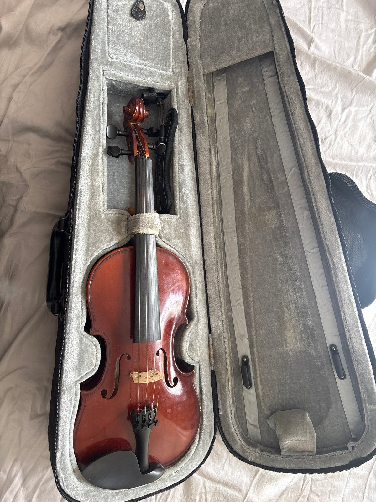 Viool met koffer en schoudersteun, Muziek en Instrumenten, Overige formaten, Viool, Ophalen of Verzenden, Zo goed als nieuw