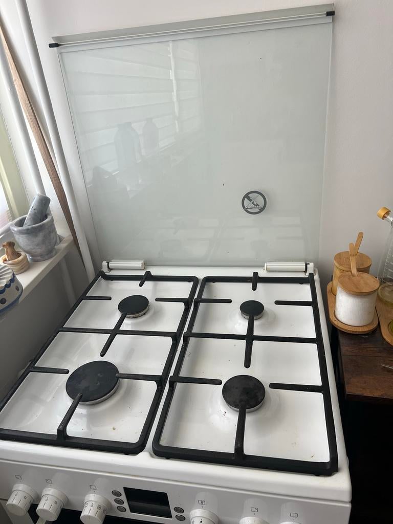 Bosch Fornuis met Gasfornuis en Oven - Wit, Gebruikt, Hete lucht, 60 cm of meer, Gas