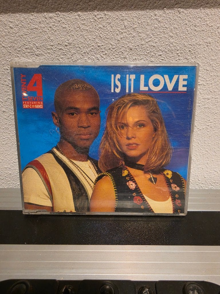 Twenty 4 Seven - Is it love, Cd's en Dvd's, Inclusief boekje, Ophalen of Verzenden, Zo goed als nieuw, Dance en House