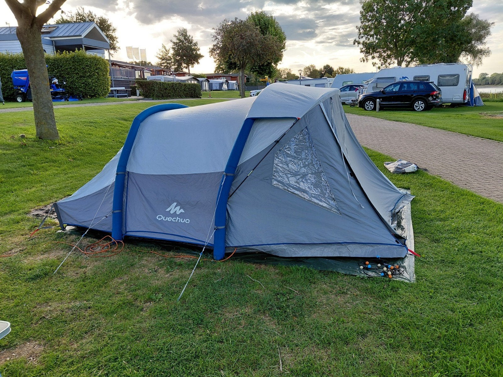 Quechua Air Seconds Familie 4 XL Fresh&Black Tent, Ophalen, Gebruikt, Tot en met 4