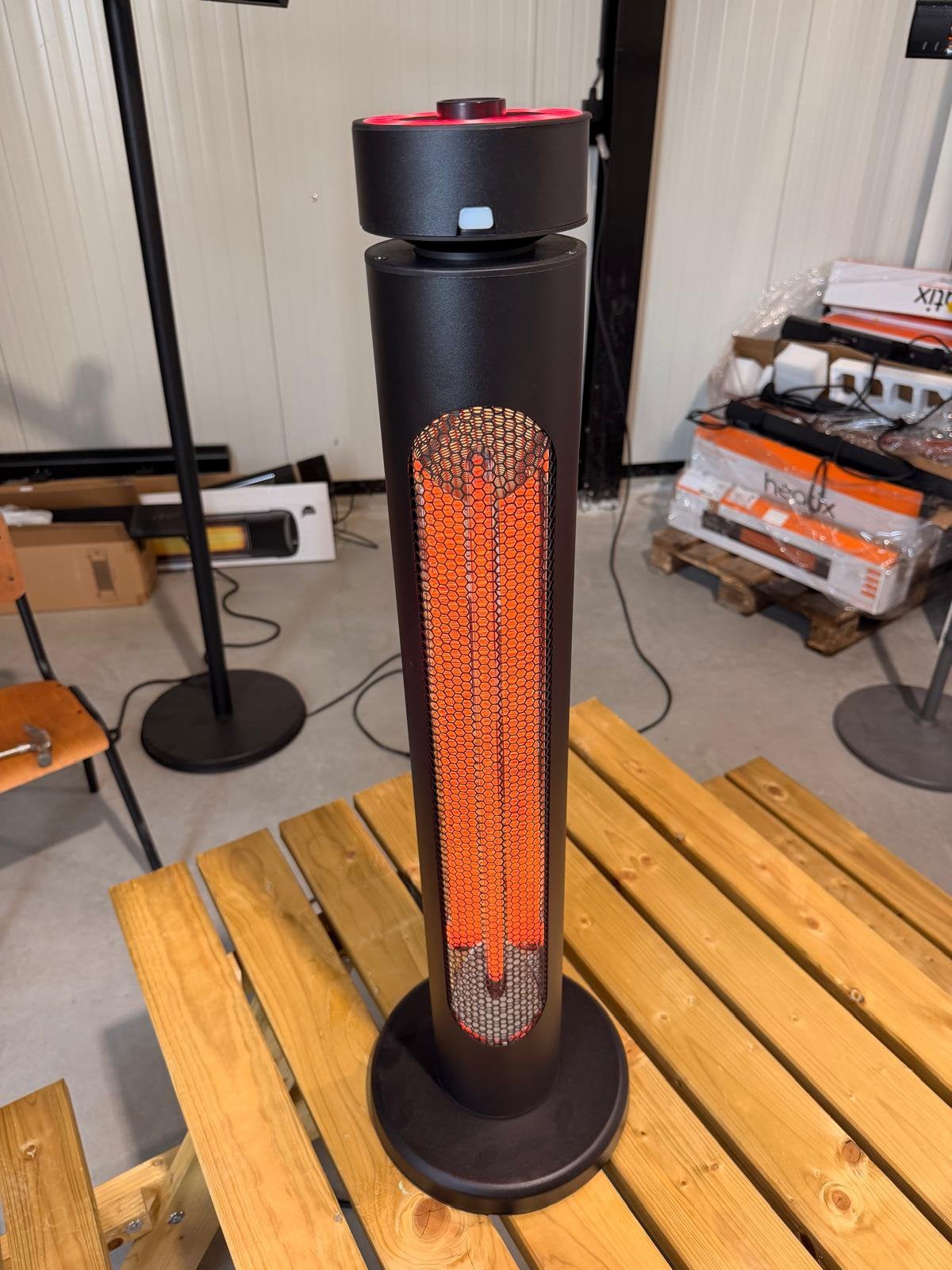Terrasverwarmer staand 2100 watt, Elektrisch, Ophalen of Verzenden, Zo goed als nieuw, Huninkweg 3E