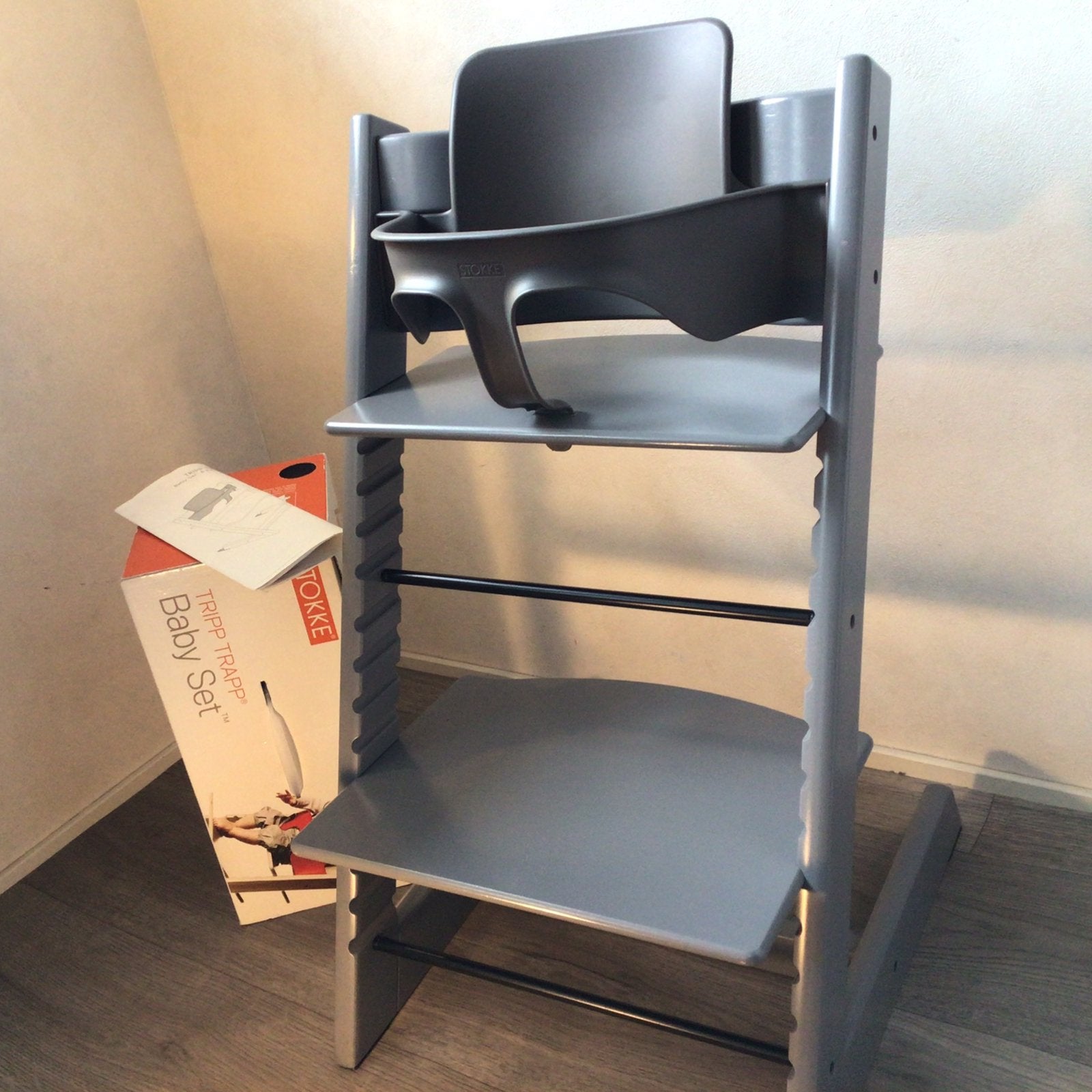 Stokke Tripp Trapp stoel incl .Babyset V3      ( z.g.a.n.), Ophalen, Zo goed als nieuw, Meegroeistoel