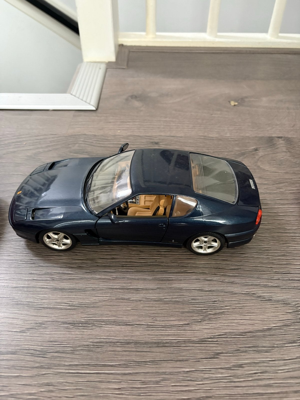 Ferrari 456 GT modelauto 1:18 - Maisto, Hobby en Vrije tijd, Ophalen of Verzenden, Gebruikt, Auto, Maisto
