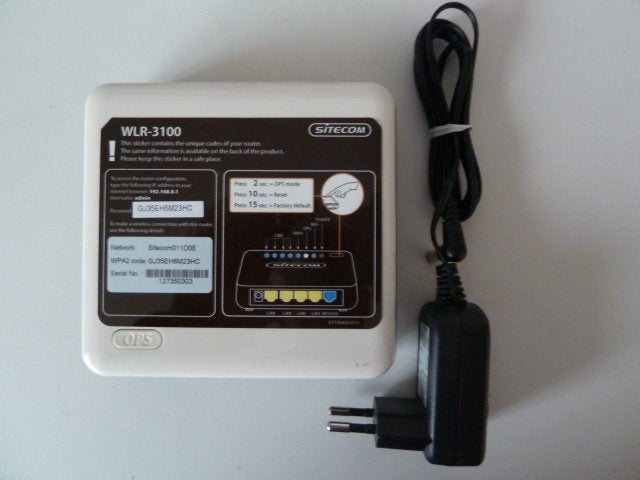 Sitecom WLR - 3100 V2 001 N300 X3 router + wifi usb adapter, Ophalen of Verzenden, Zo goed als nieuw