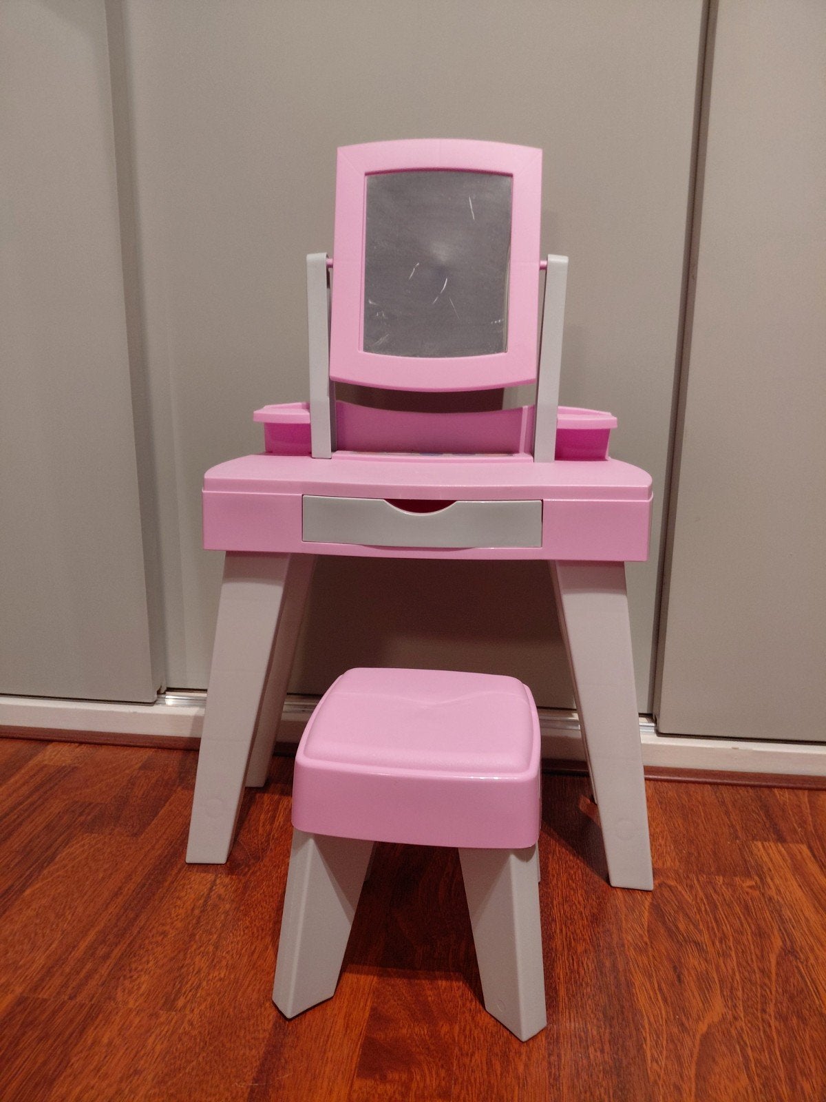 Roze make-up tafel peuter kuntstof met krukje!, Ophalen, Gebruikt, Minder dan 100 cm, Minder dan 50 cm