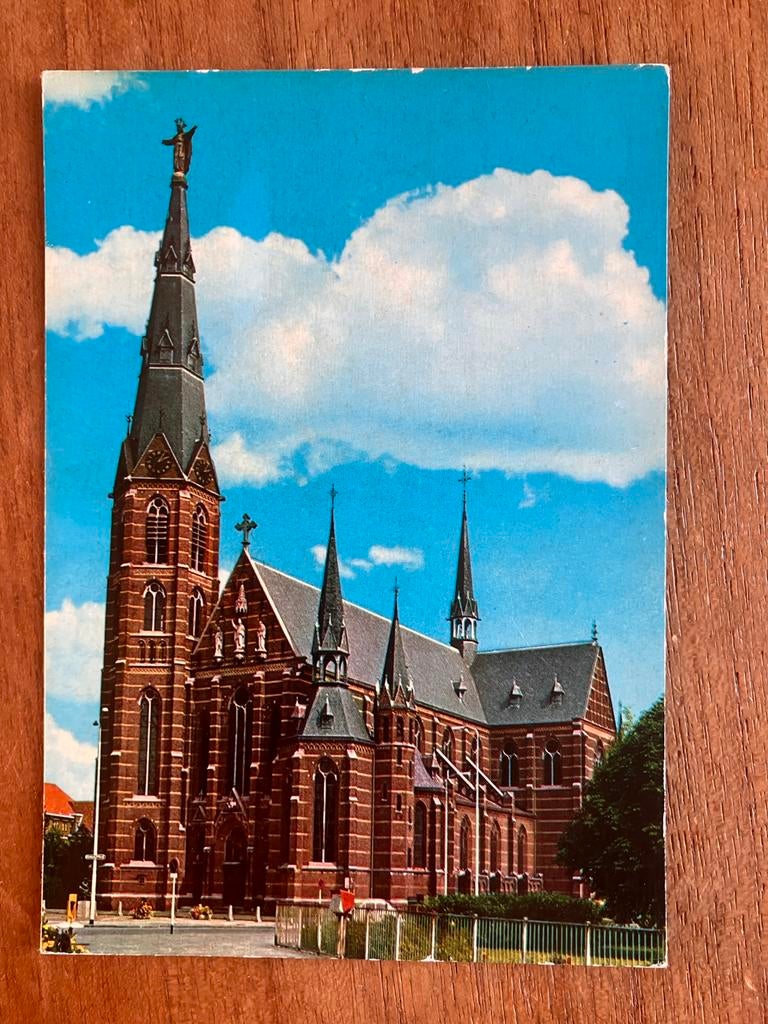 Ansichtkaart Eindhoven H. Hart Kerk, Verzamelen, Ophalen of Verzenden, 1960 tot 1980, Ongelopen, Noord-Brabant