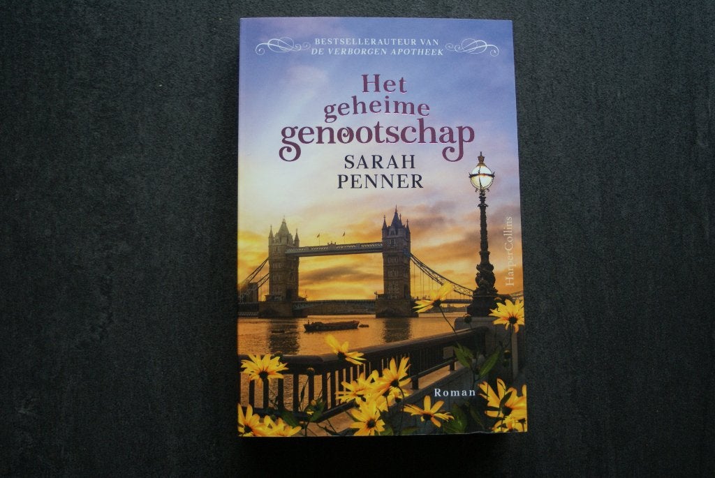 Het geheime GENOOTSCHAP.... Sarah Penner..... 2023, Boeken, Ophalen of Verzenden, Zo goed als nieuw, Nederland