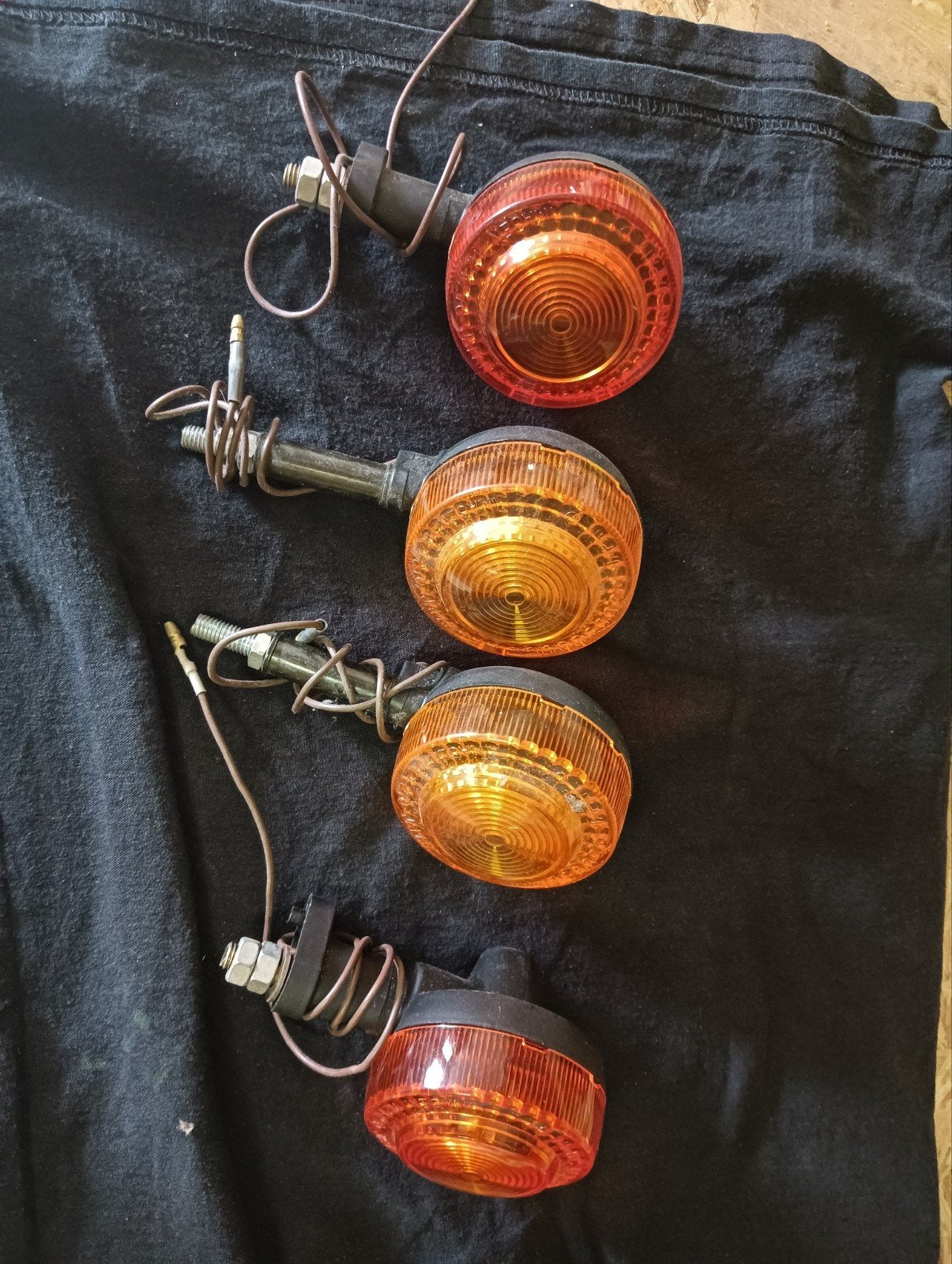 4 originele knipperlichten Yamaha DT50, Fietsen en Brommers, Brommeronderdelen | Oldtimers, Ophalen of Verzenden, Nieuw, Overige typen