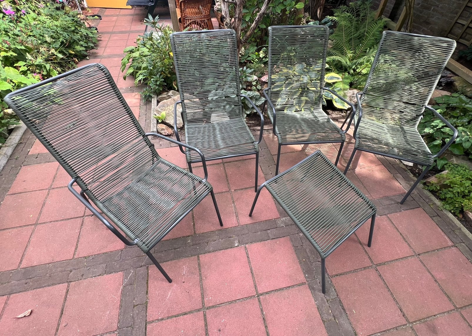 Tuinstoelen set met voetenbankje, Tuin en Terras, Tuinstoelen, Ophalen, Zo goed als nieuw, Wicker