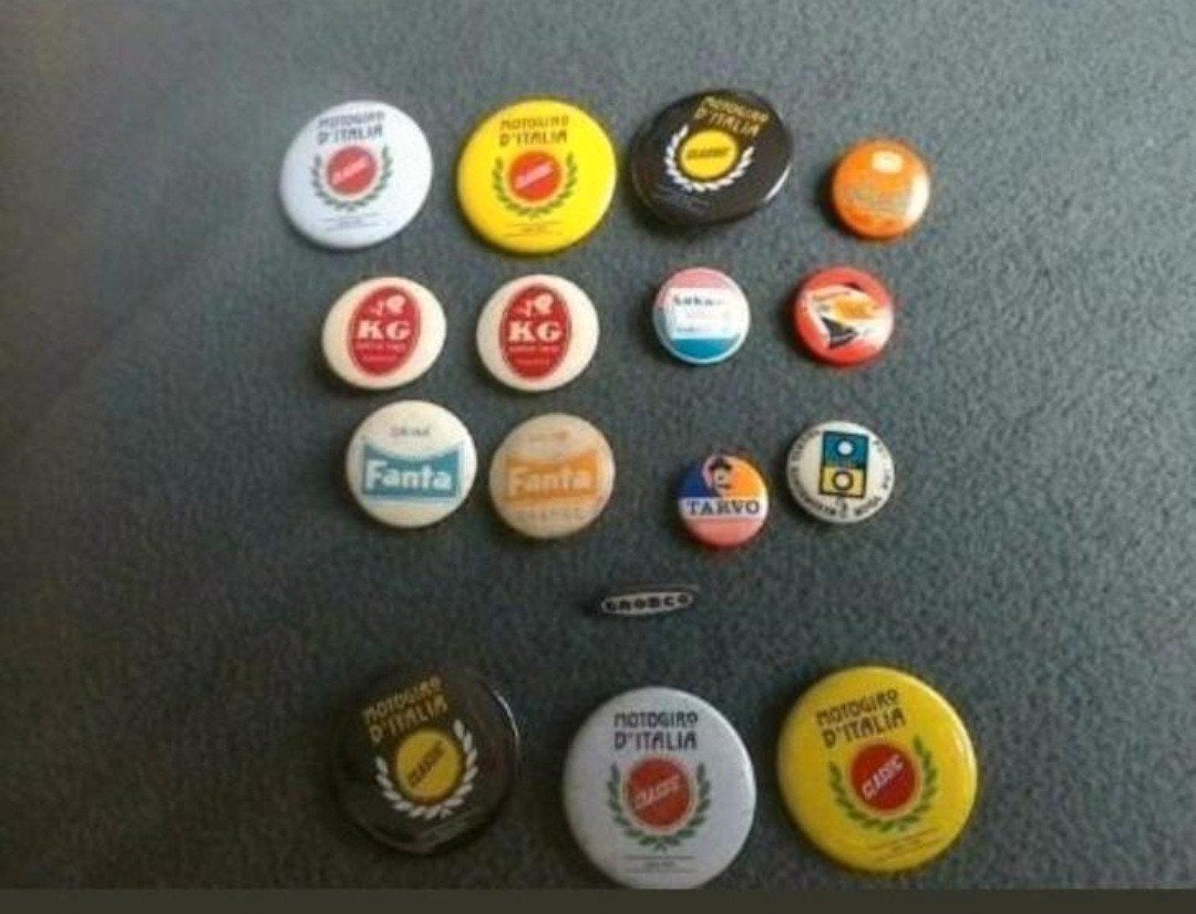 Vintage Motogiro d'Italia & Reclame Buttons/Speldjes, Verzamelen, Speldjes, Pins en Buttons, Ophalen of Verzenden, Gebruikt, Overige onderwerpen