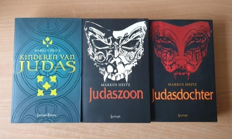 Markus Heitz - 3x Kinderen van Judas, Ophalen of Verzenden, Gelezen, Markus Heitz