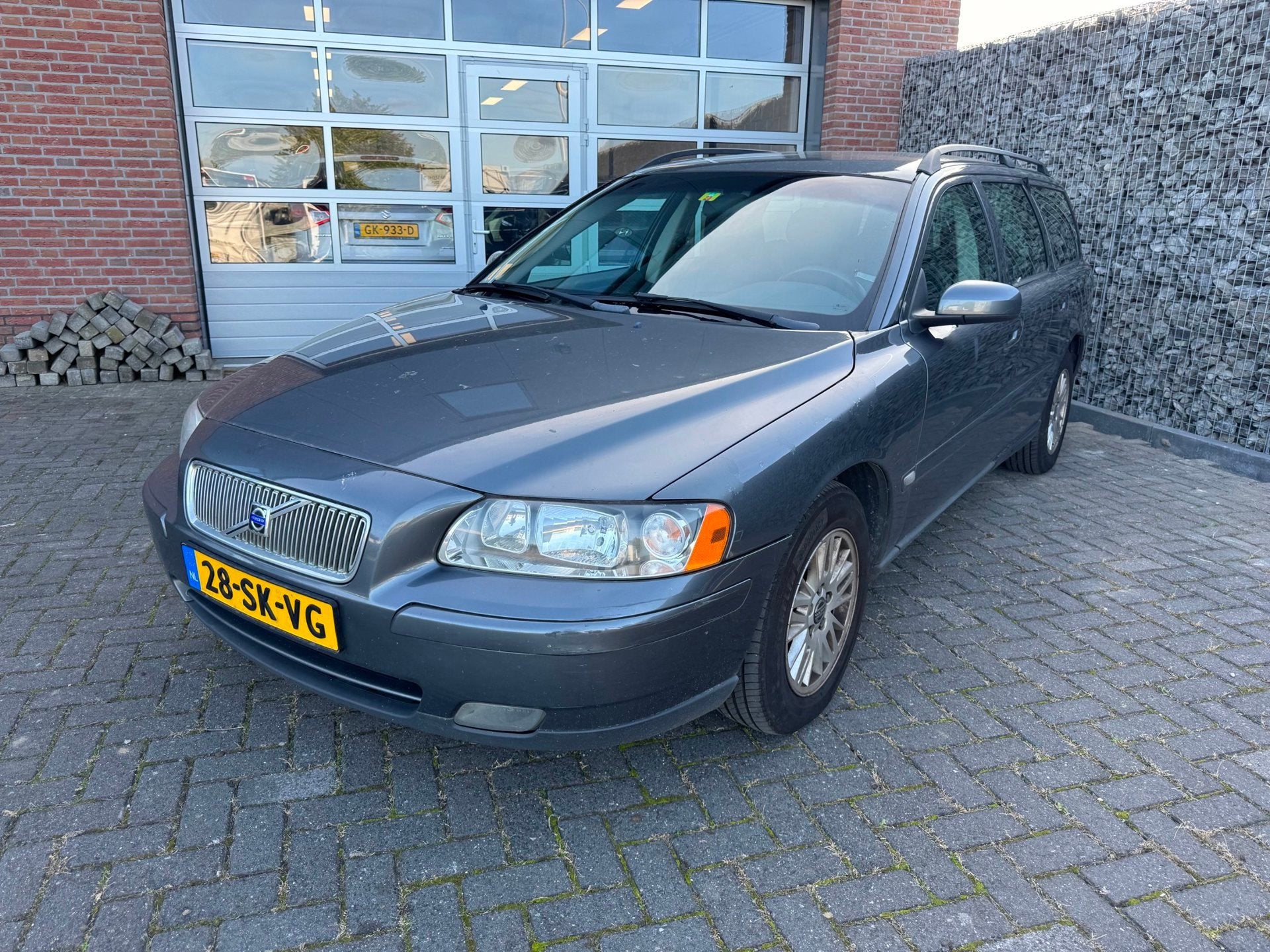 Volvo V70 2.4 Kinetic | APK tot 09-2027 | Trekhaak |, 1470 kg, 84 €/maand, 750 kg, 5 cilinders