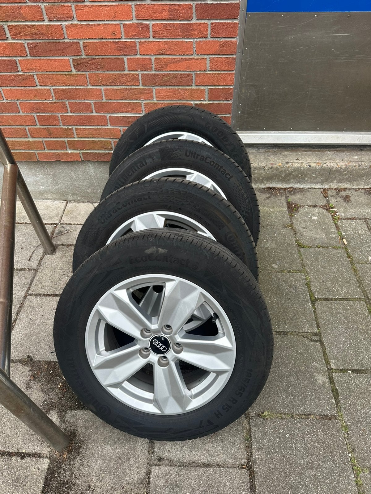 Audi A1 velgen zeer nette staat met goede banden, Auto-onderdelen, Banden en Velgen, Ophalen of Verzenden, 15 inch, Banden en Velgen