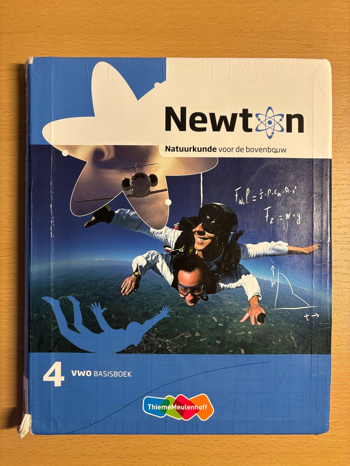 Newton Natuurkunde VWO Basisboek (deel 4, 5, 6), Ophalen of Verzenden, Gelezen, VWO, Natuurkunde