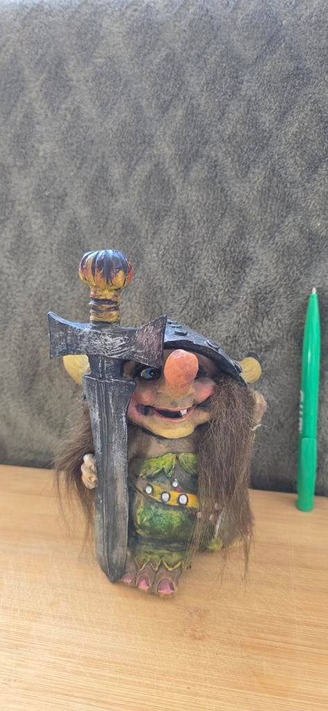 Grote Viking Trol met Zwaard en Helm - Fantasy Decoratie, Verzamelen, Beelden en Beeldjes, Ophalen of Verzenden