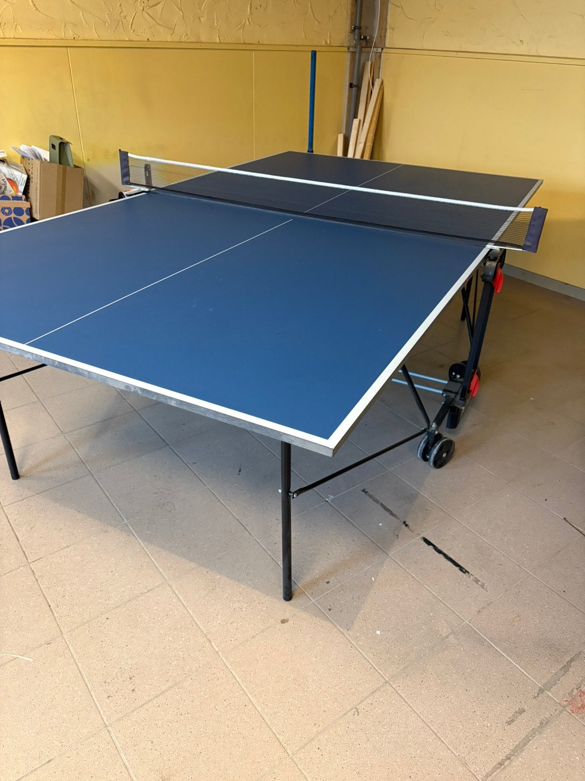 Tafeltennistafel in nieuwstaat, makkelijk opklapbaar, Sport en Fitness, Tafeltennis, Ophalen, Zo goed als nieuw, Tafel Indoor
