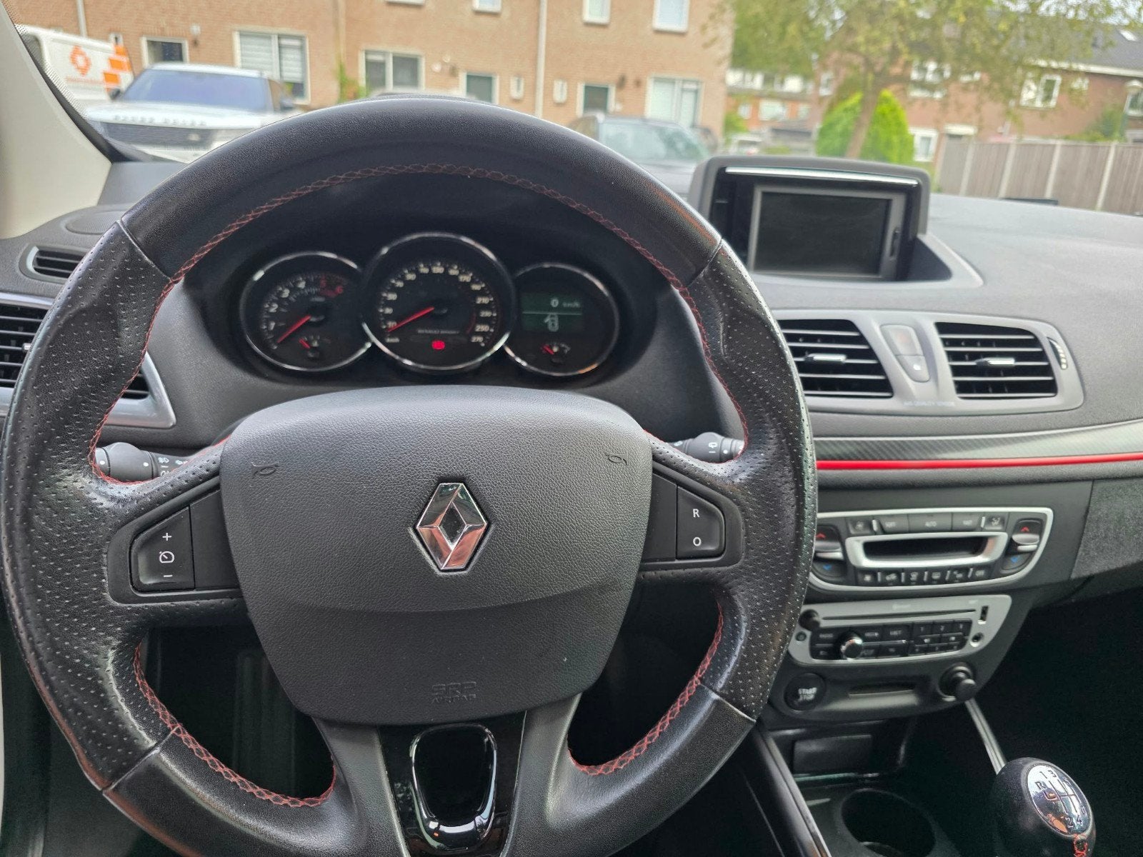 Foto 6 van Renault Mégane 1.5 DCI 81KW Estate 2012 Wit