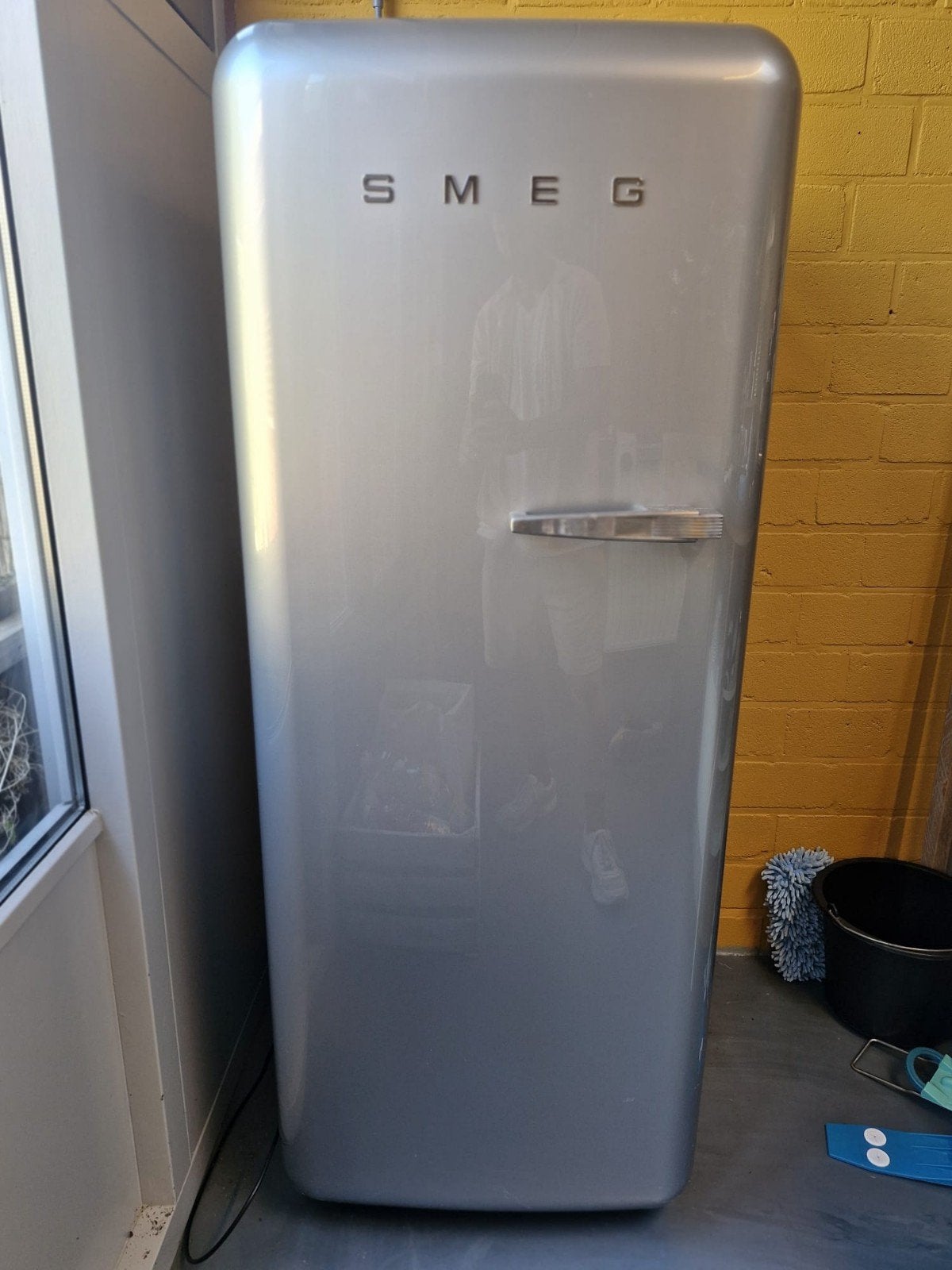 Smeg koelkast in prima staat - grijs, Ophalen, Zo goed als nieuw, Met vriesvak