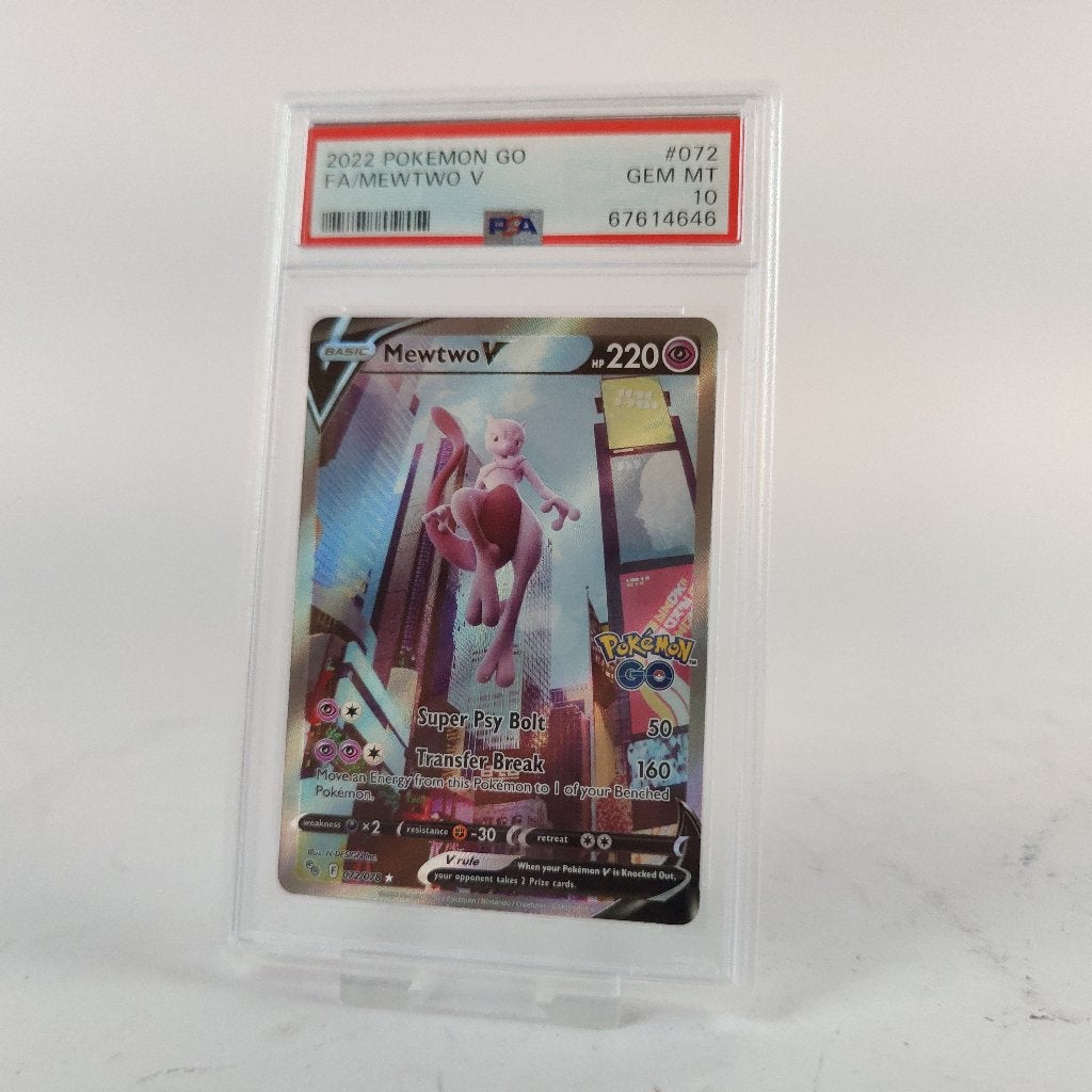 Mewtwo V 72/78 POkemon GO PSA 10 || nu: €349.99, Ophalen of Verzenden, Zo goed als nieuw, Losse kaart