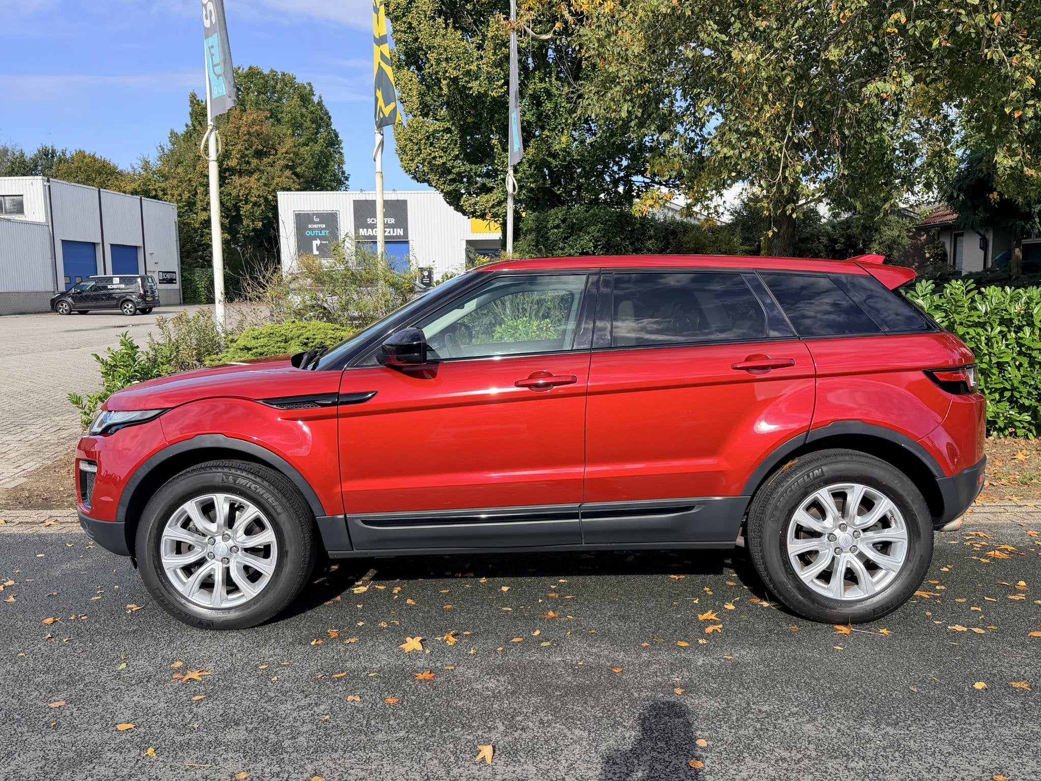 Land Rover Range Rover Evoque 2.0 Si4 SE 241PK AUT•Pano•, Auto's, Euro 6, 4 cilinders, Vierwielaandrijving, SUV of Terreinwagen