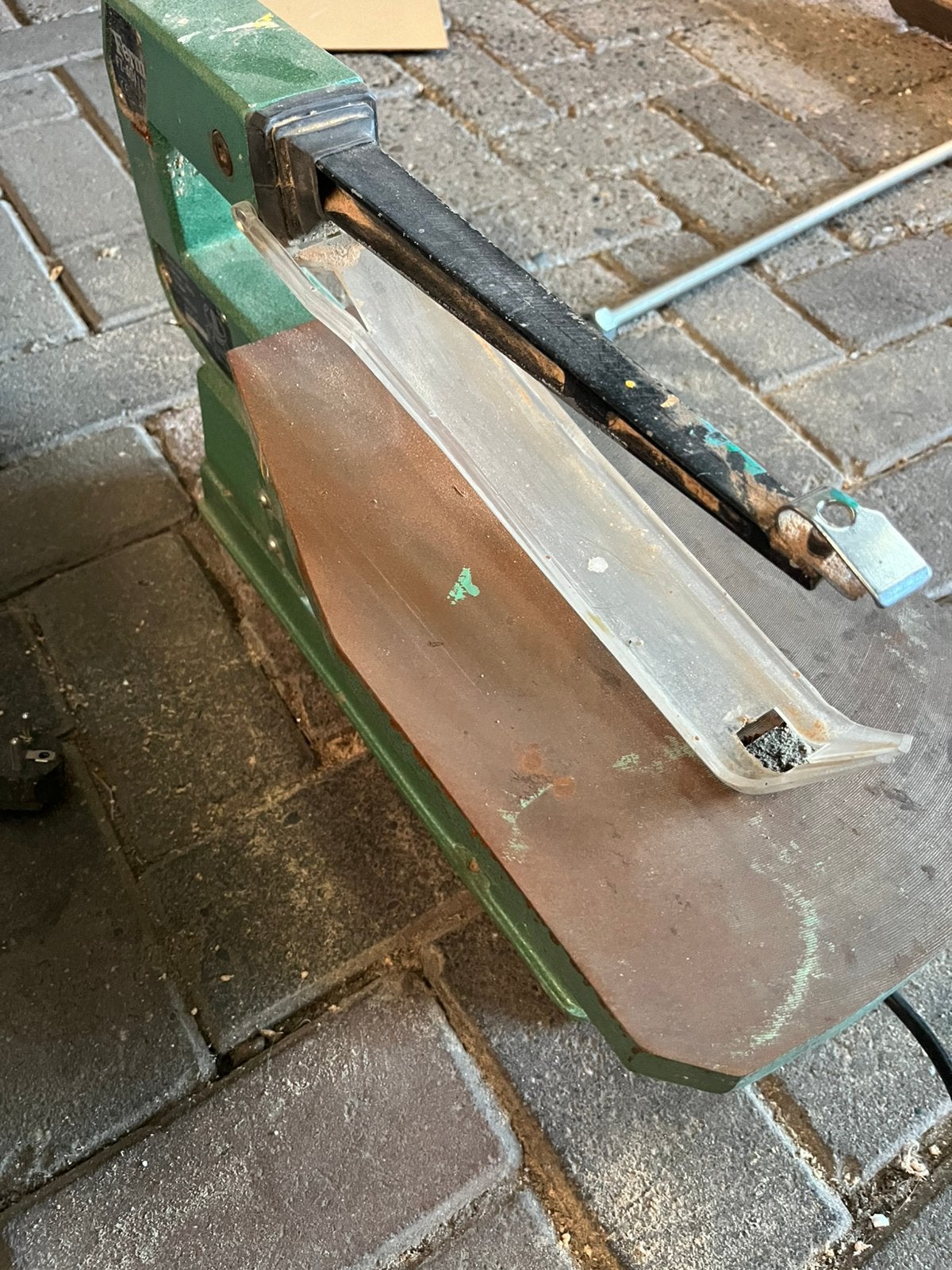 elektrische figuurzaagmachine ): een Ferm FZ-40/16., Ophalen, Zo goed als nieuw, Minder dan 600 watt, Figuurzaag