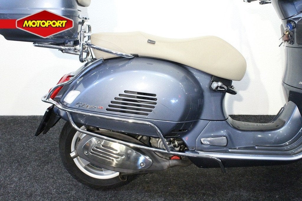 Vespa GTS 300 ABS, Scooter, Bedrijf, Vespa