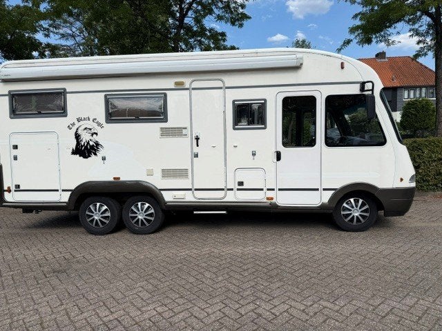 Caravans And Camping Eura