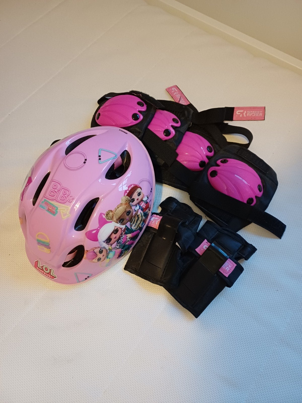 L.O.L. Surprise! Kinderhelm & Beschermset Roze/Zwart, Fietsen en Brommers, Ophalen of Verzenden