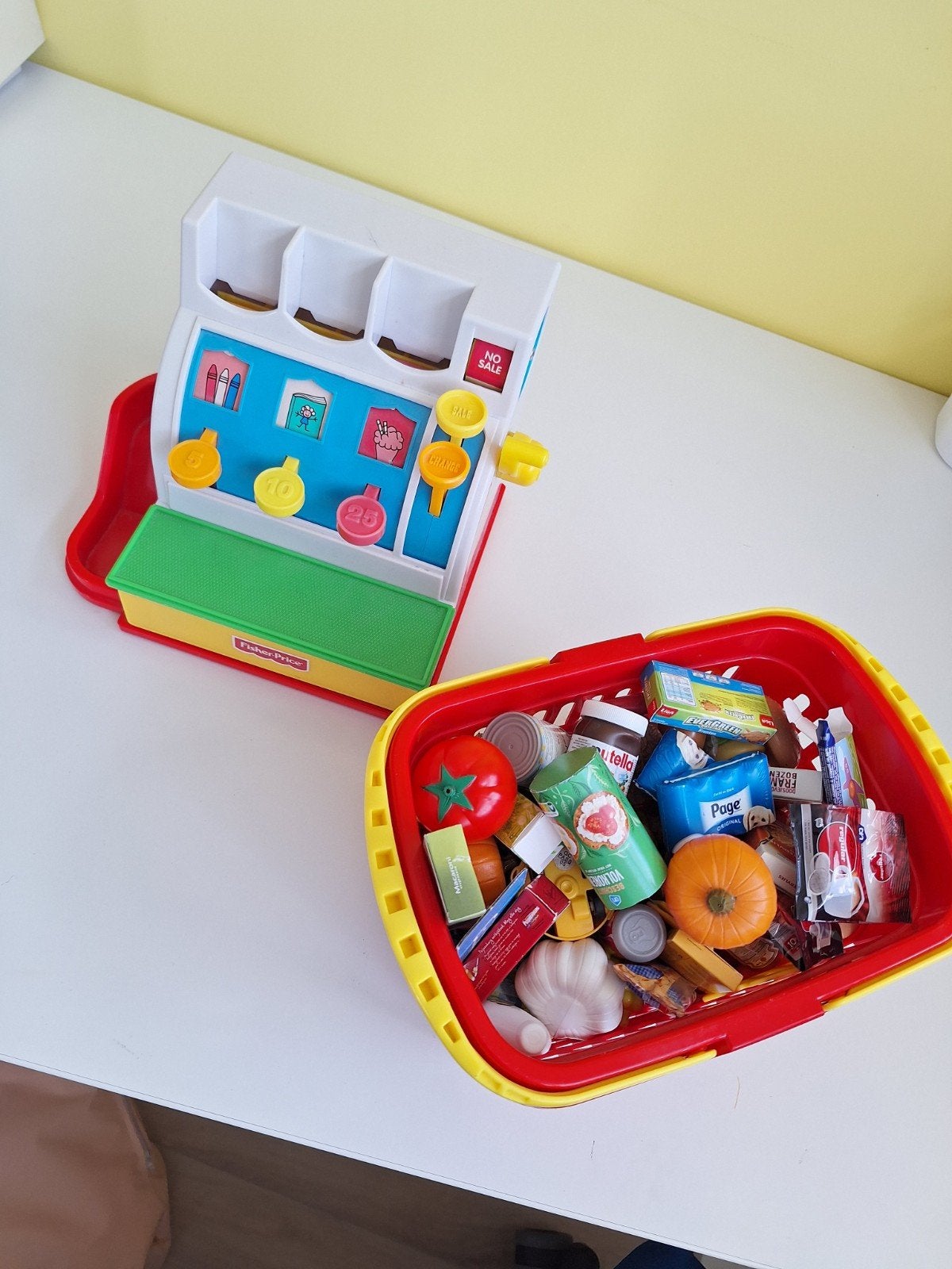 Kassa met boodschappenmandje met boodschappen, Ophalen of Verzenden, Gebruikt, Speelset