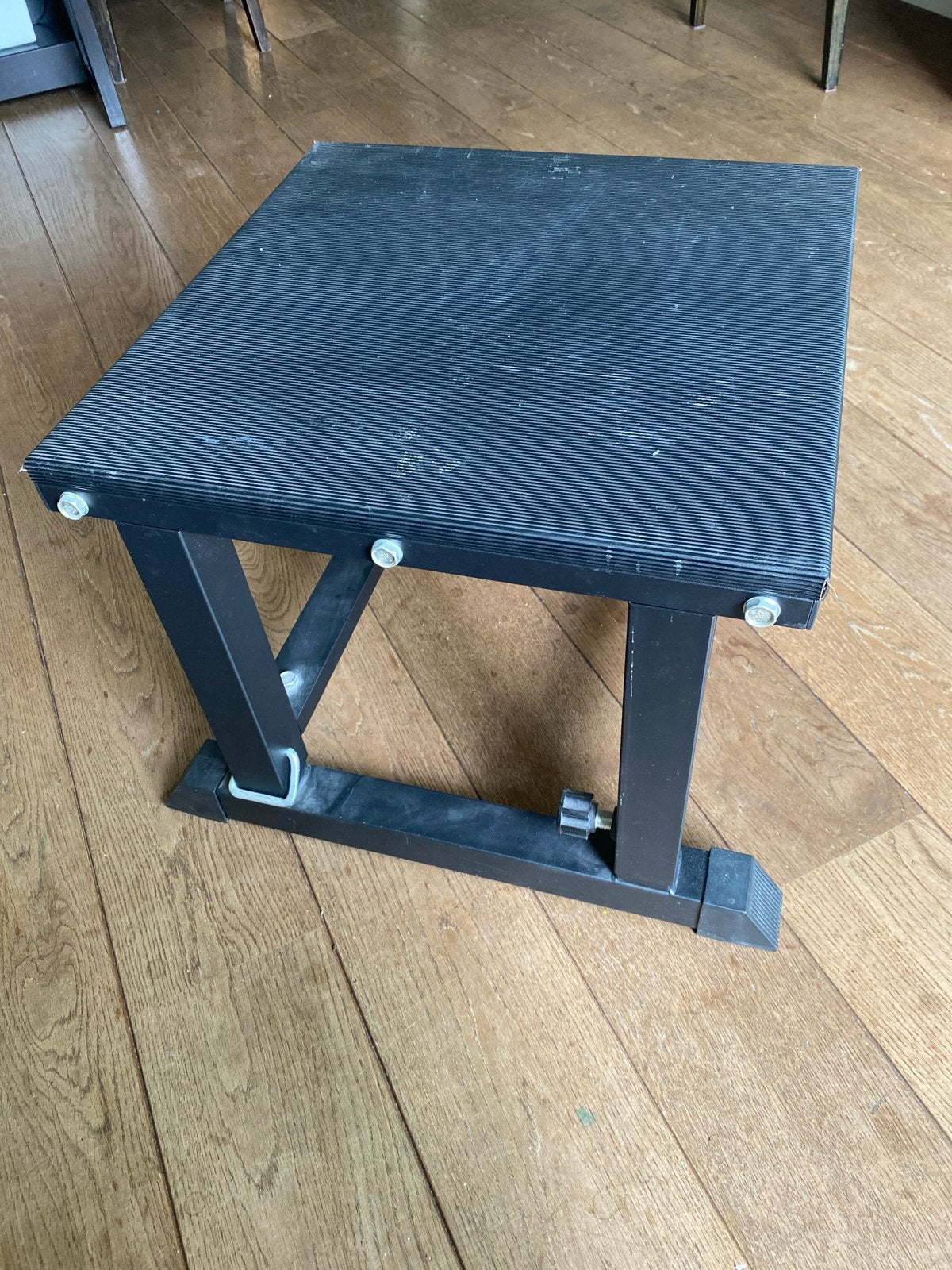 Stevige Stepbank voor Fitness en Krachttraining, Sport en Fitness, Ophalen, Zo goed als nieuw, Benen, Stepbank