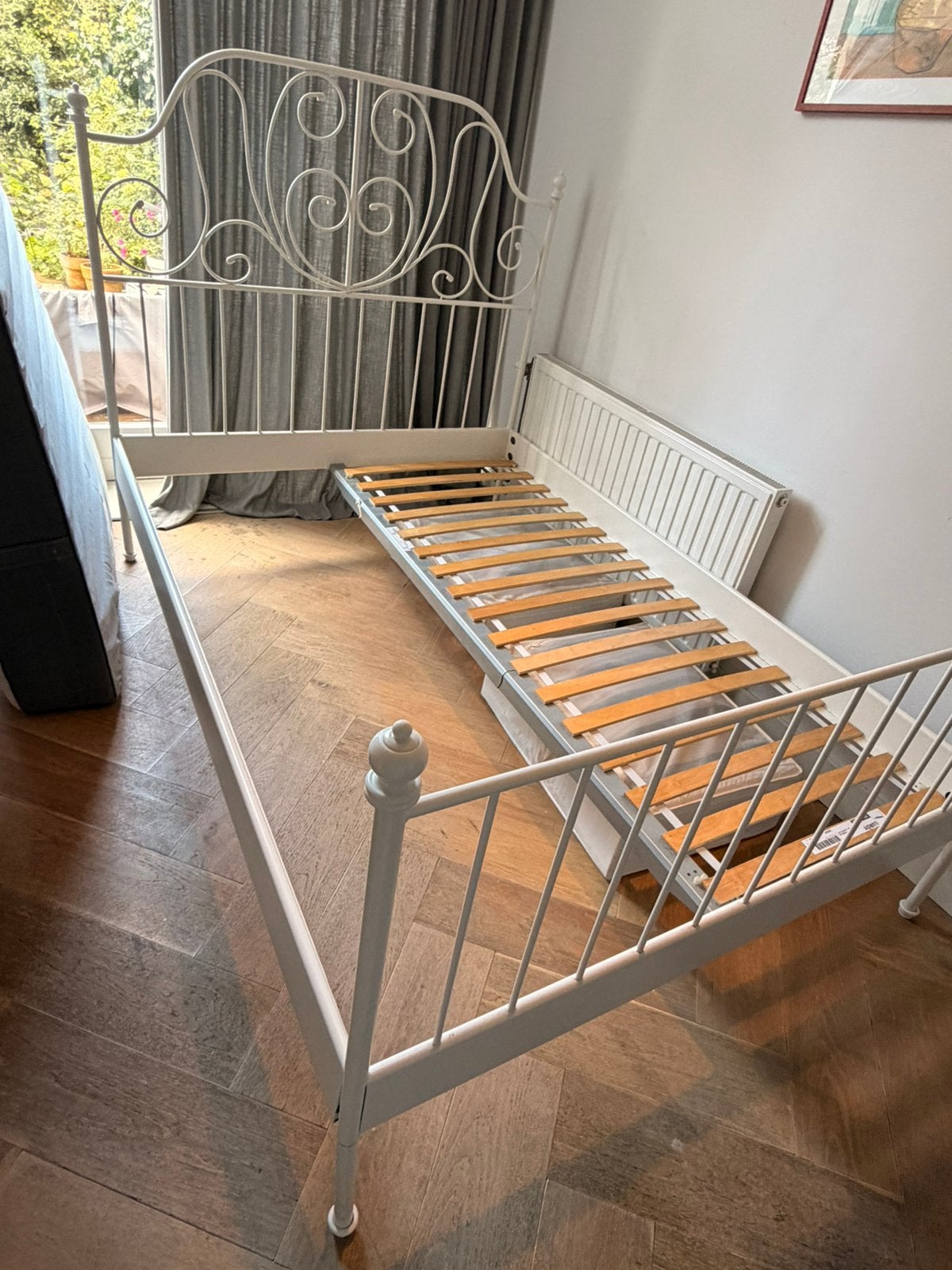 Leirvik Ikea bed 140x200cm wit frame en 2 Luroy lattenbodems, Huis en Inrichting, Ophalen, Gebruikt, Wit, Tweepersoons