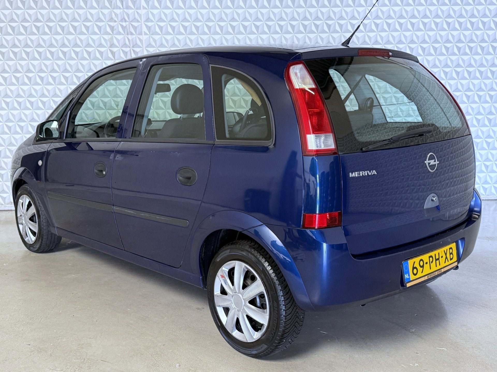 Opel Meriva 1.6 Essentia Airco/Cruise én APK 08-2027! 145.0, Gebruikt, 4 cilinders, Blauw, Origineel Nederlands