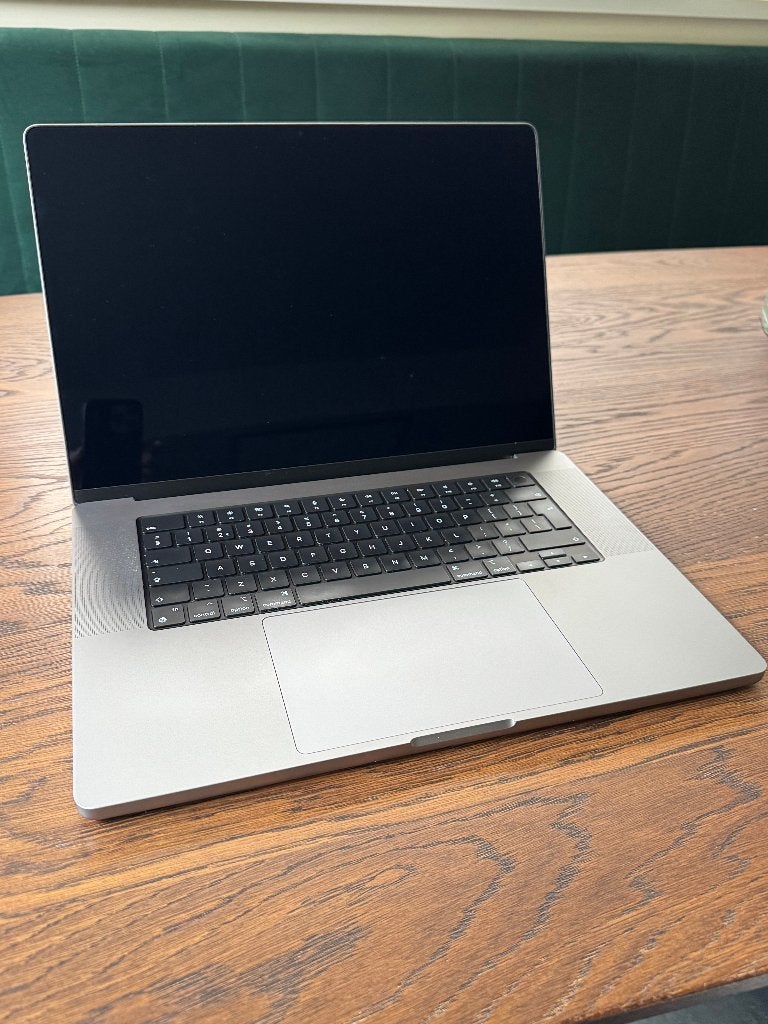 MacBook Pro 16 inch - Zo goed als nieuw, 512 GB, Zo goed als nieuw, 16 inch, Onbekend