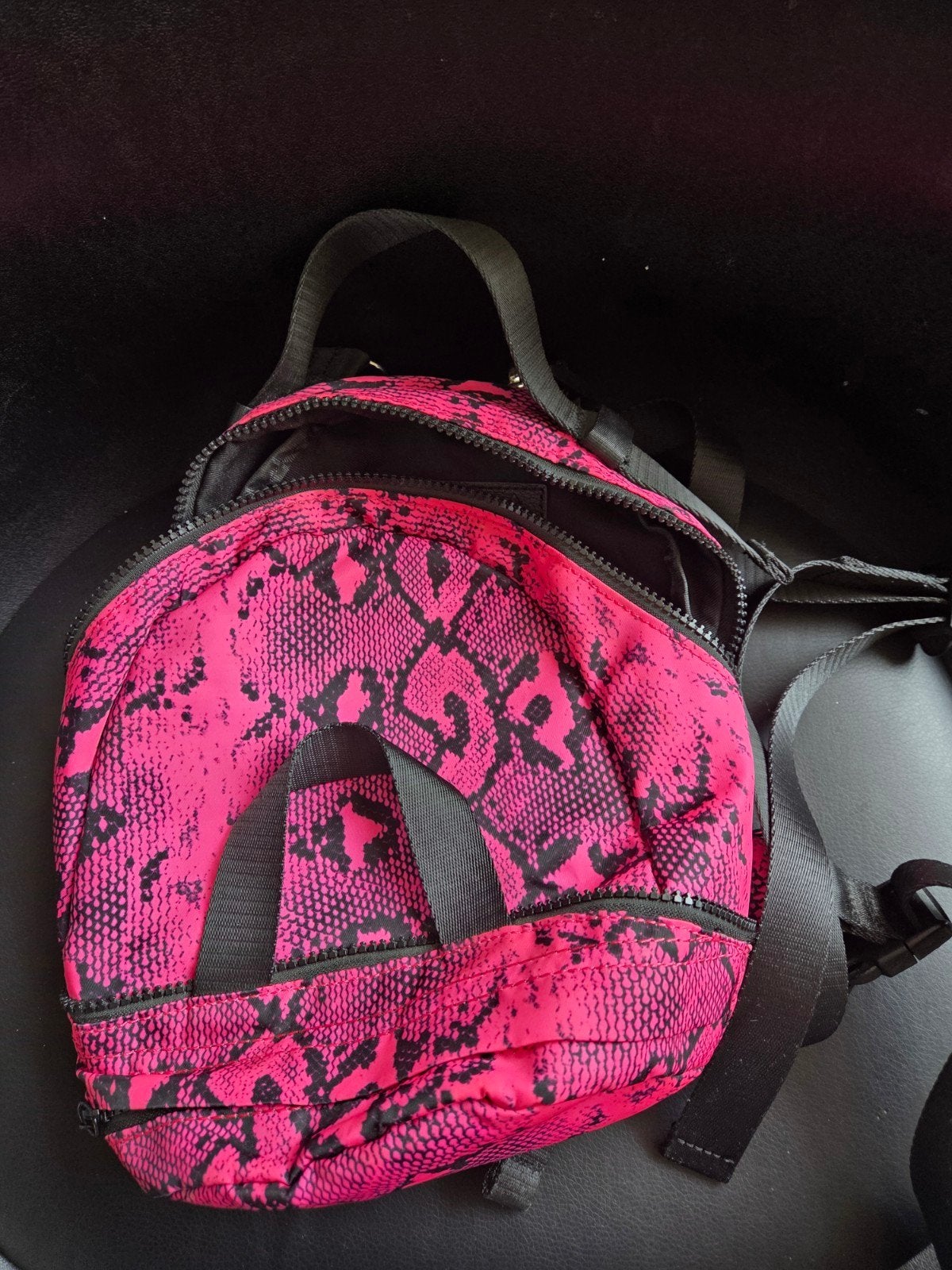 Zara rugtas, roze met slangenprint, zo goed als nieuw, Overige merken, Minder dan 30 cm, Ophalen of Verzenden, Minder dan 25 cm