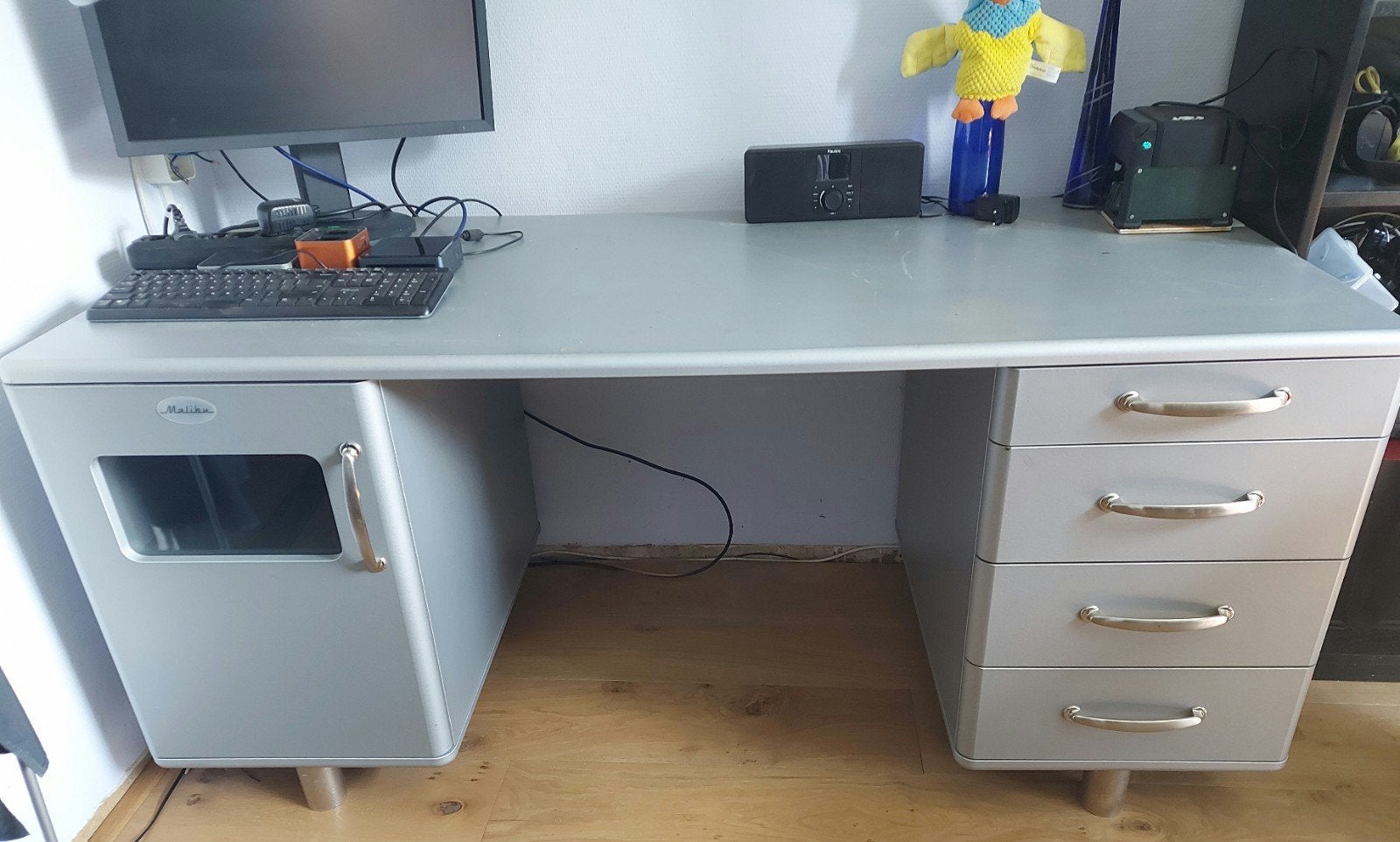 Malibu Retro/Vintage Bureau - Ruim en Praktisch, Ophalen, Gebruikt, Metaal, Vintage