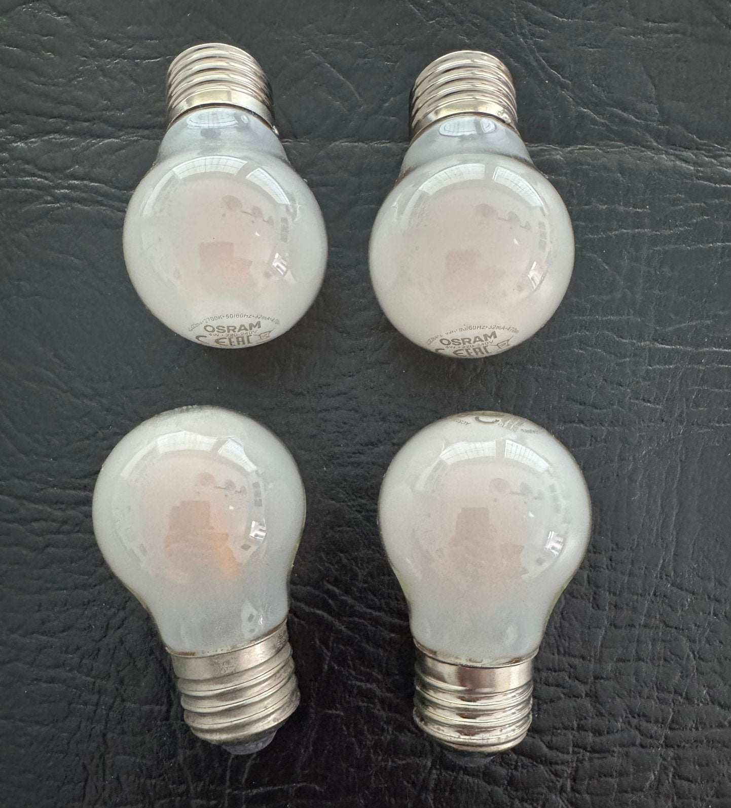 Set van 4 Osram E27 LED Lamp 4W 2700K 220V/240V 827 470Lm, Led-lamp, Osram, Nieuw, Minder dan 10 watt
