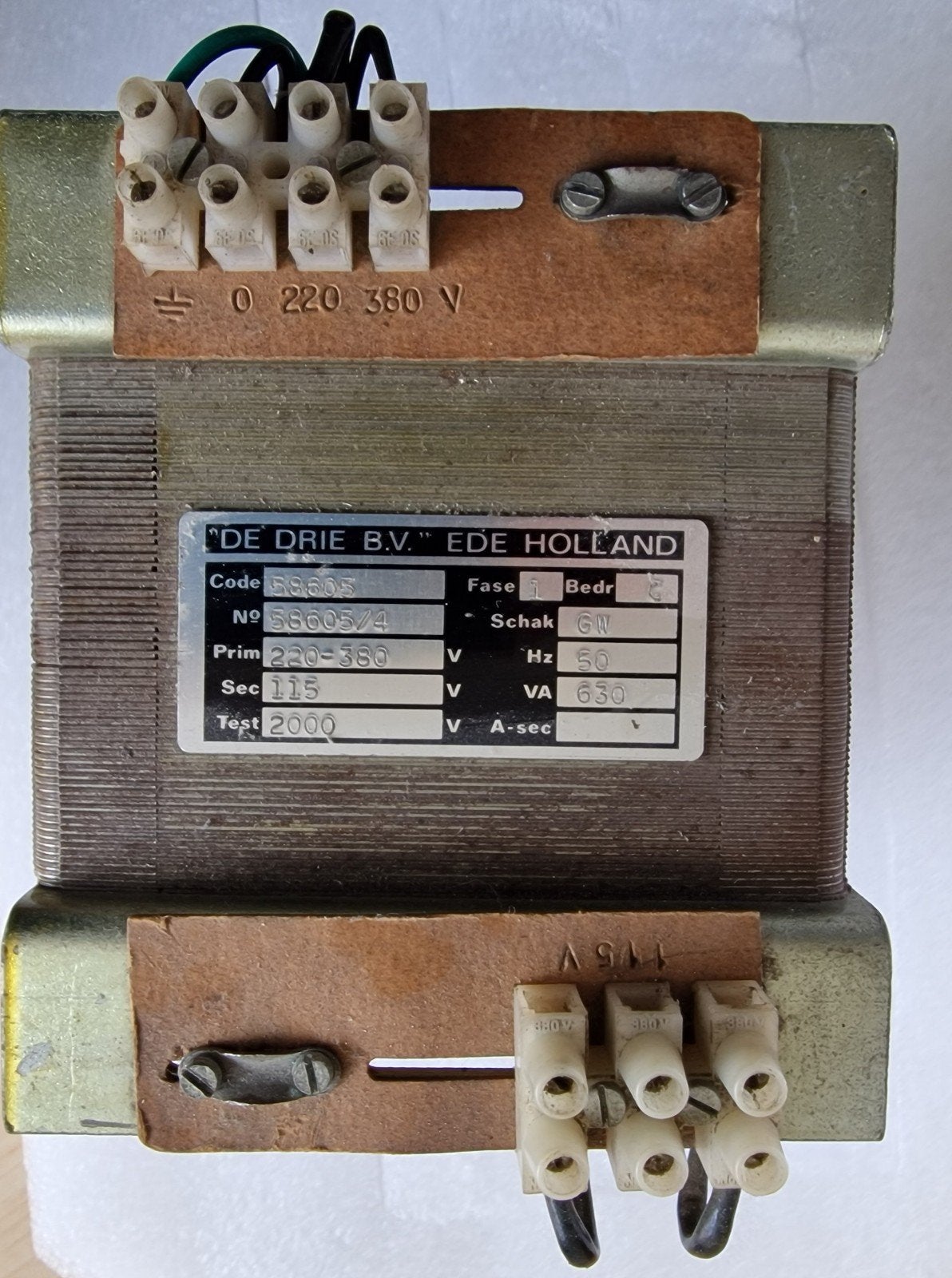 Transformator 220V/380V naar 115V - De Drie B.V. Ede, Ophalen, Gebruikt