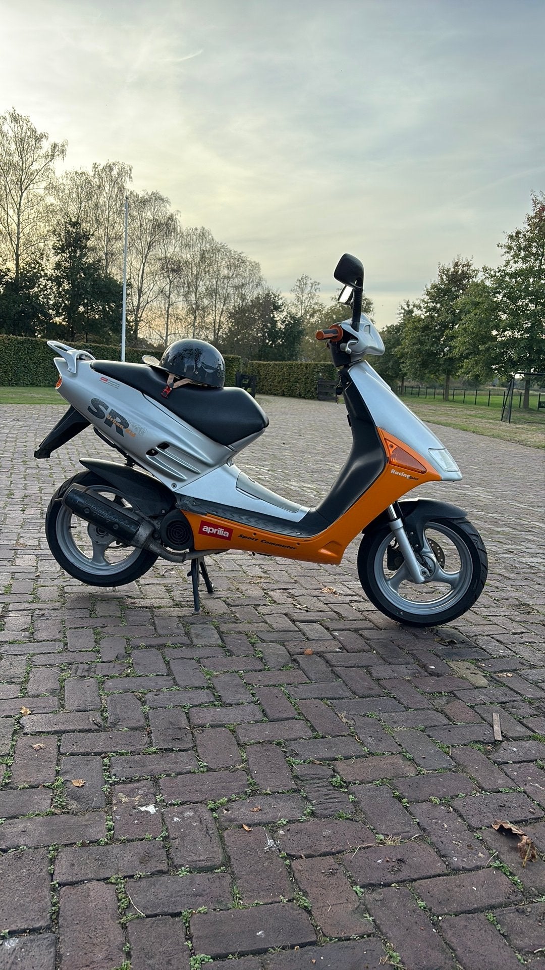 Aprilia classic urban kid, Fietsen en Brommers, Ophalen, Zo goed als nieuw, Benzine, SR 50
