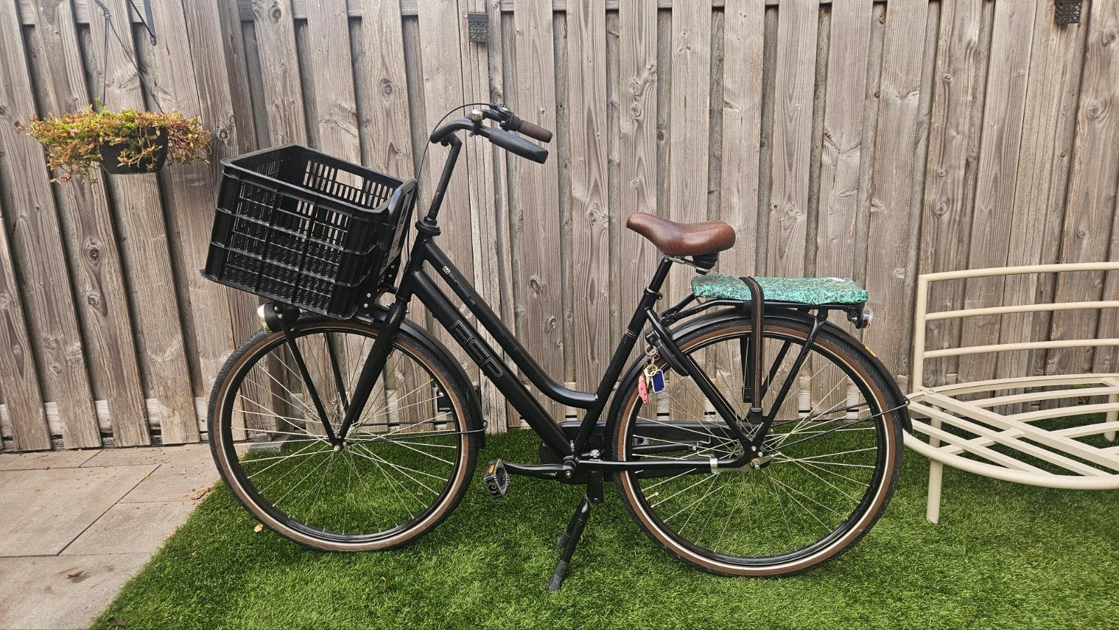BSP Metropolis Damesfiets met Voordrager en Mand, Terugtraprem, Gebruikt, Versnellingen, 50 tot 53 cm