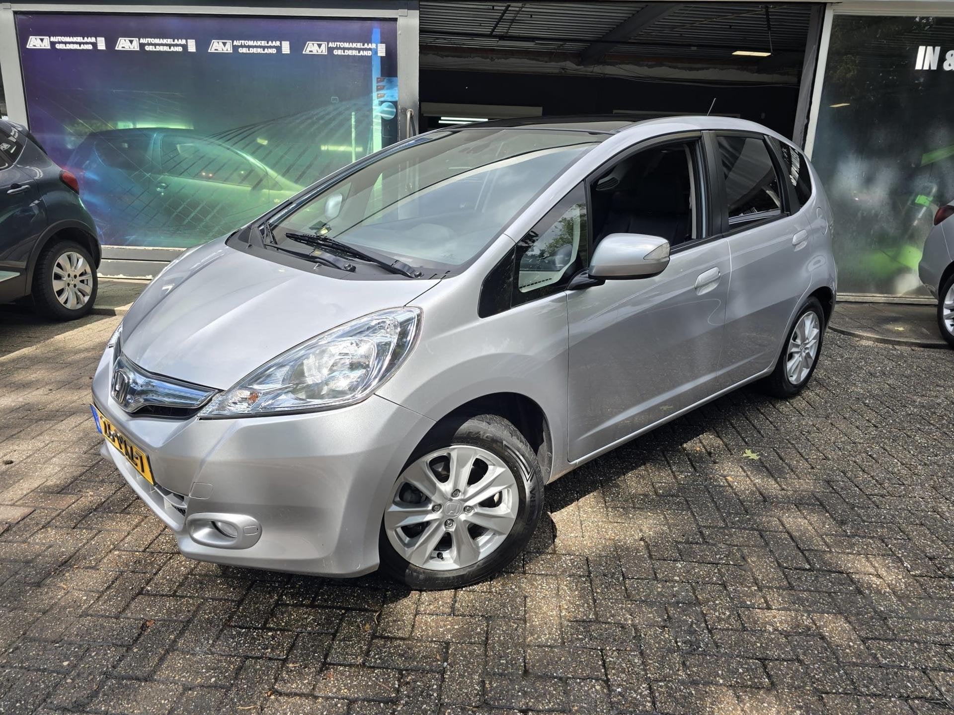 Honda Jazz 1.4 Hybrid Exclusive | AUTOMAAT | 2E EIGENAAR | 3, Auto's, Euro 5, Gebruikt, 4 cilinders, 49 €/maand