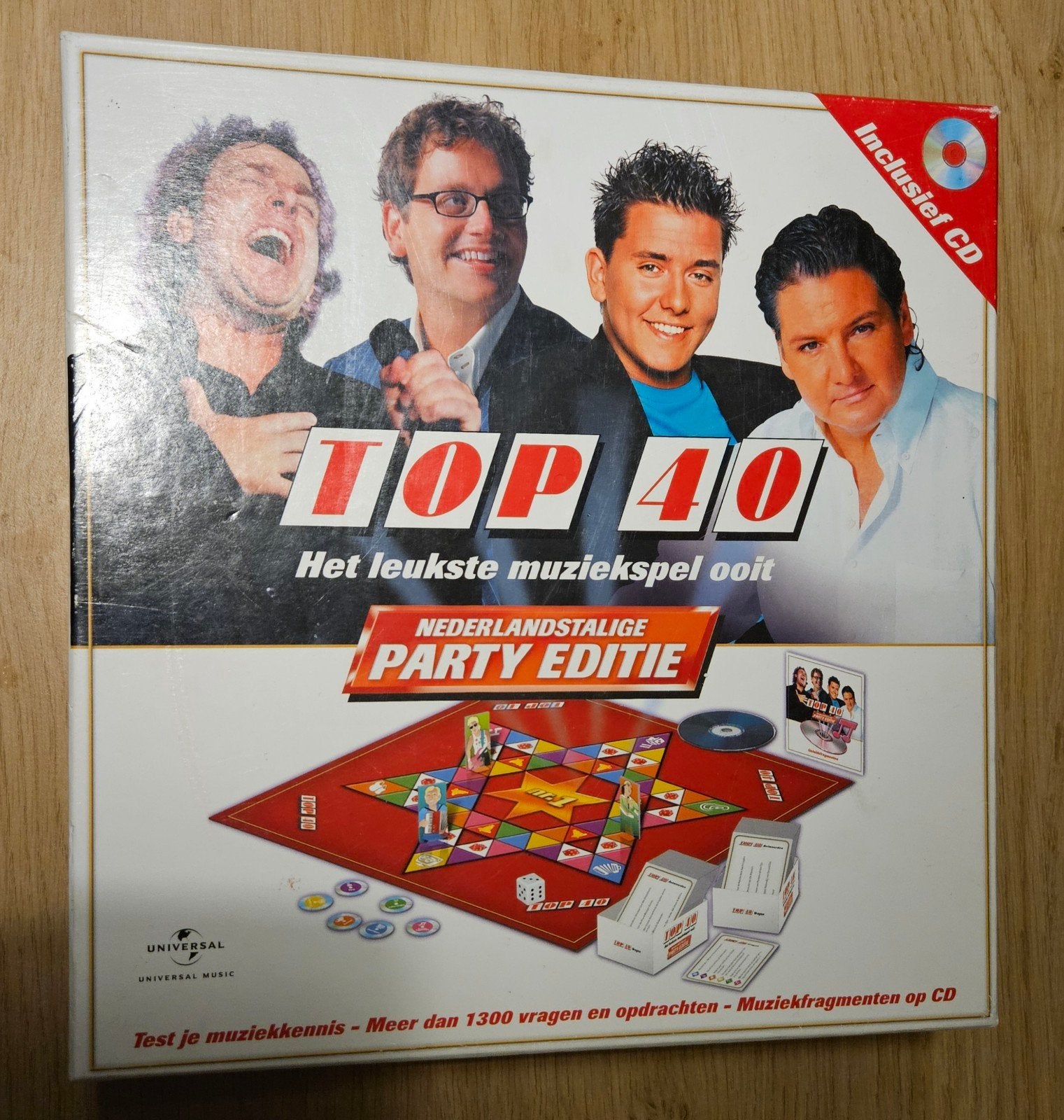 top 40 spel, Hobby en Vrije tijd, Een of twee spelers, Ophalen of Verzenden, Zo goed als nieuw, Universal Music