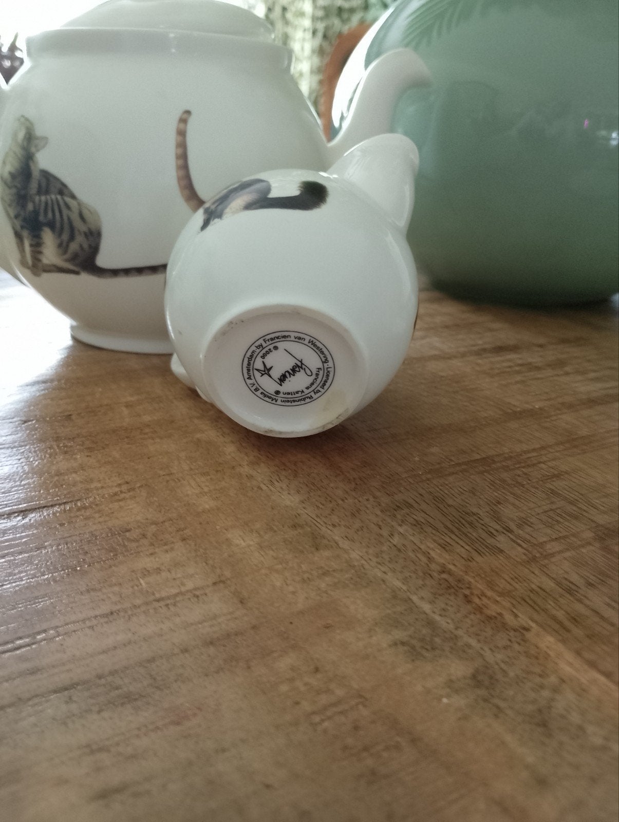Theepot en melkkan van franchiens katten, Antiek en Kunst, Ophalen