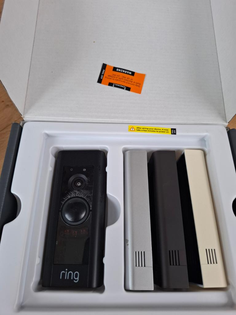 Ring Video Doorbell Pro - Bedraad, Huis en Inrichting, Deurbellen, Ophalen of Verzenden, Bewegingsdetectiesensor, Gebruikt, Bedraad