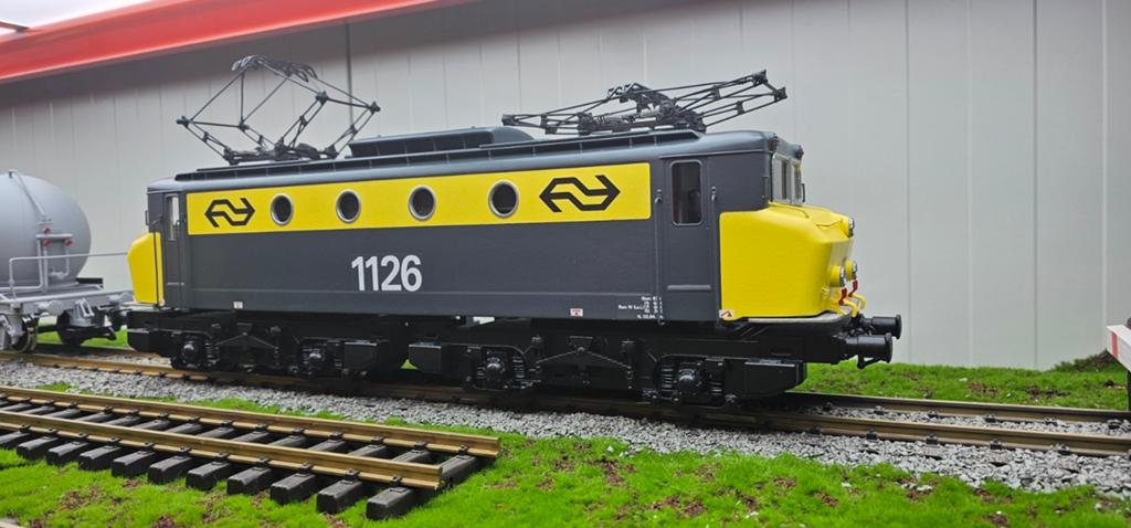 NS 1100 LOC - Spoor G - met botsneus., Ophalen of Verzenden, Gelijkstroom, Locomotief, Overige merken