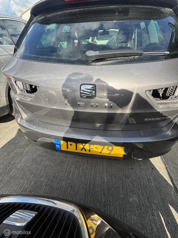 Achterbumper Seat Leon ST 5F ('13->), Auto-onderdelen, Carrosserie en Plaatwerk, Ophalen, Gebruikt, Achter, Bumper