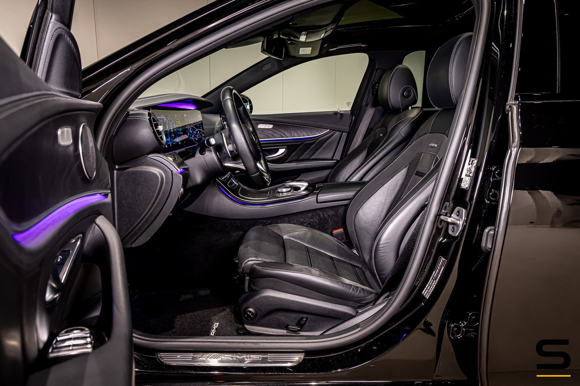 Mercedes-Benz E-klasse AMG E53 4MATIC+|12 mnd gar|Pano|Nappa, Auto's, Automaat, Dealer onderhouden, 435 pk, Gebruikt