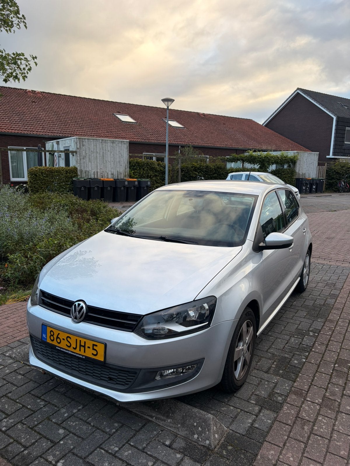 Volkswagen Polo 1.4 16V FSI 63KW 2012 Grijs, Voorwielaandrijving, 970 kg, Stof, 40 €/maand