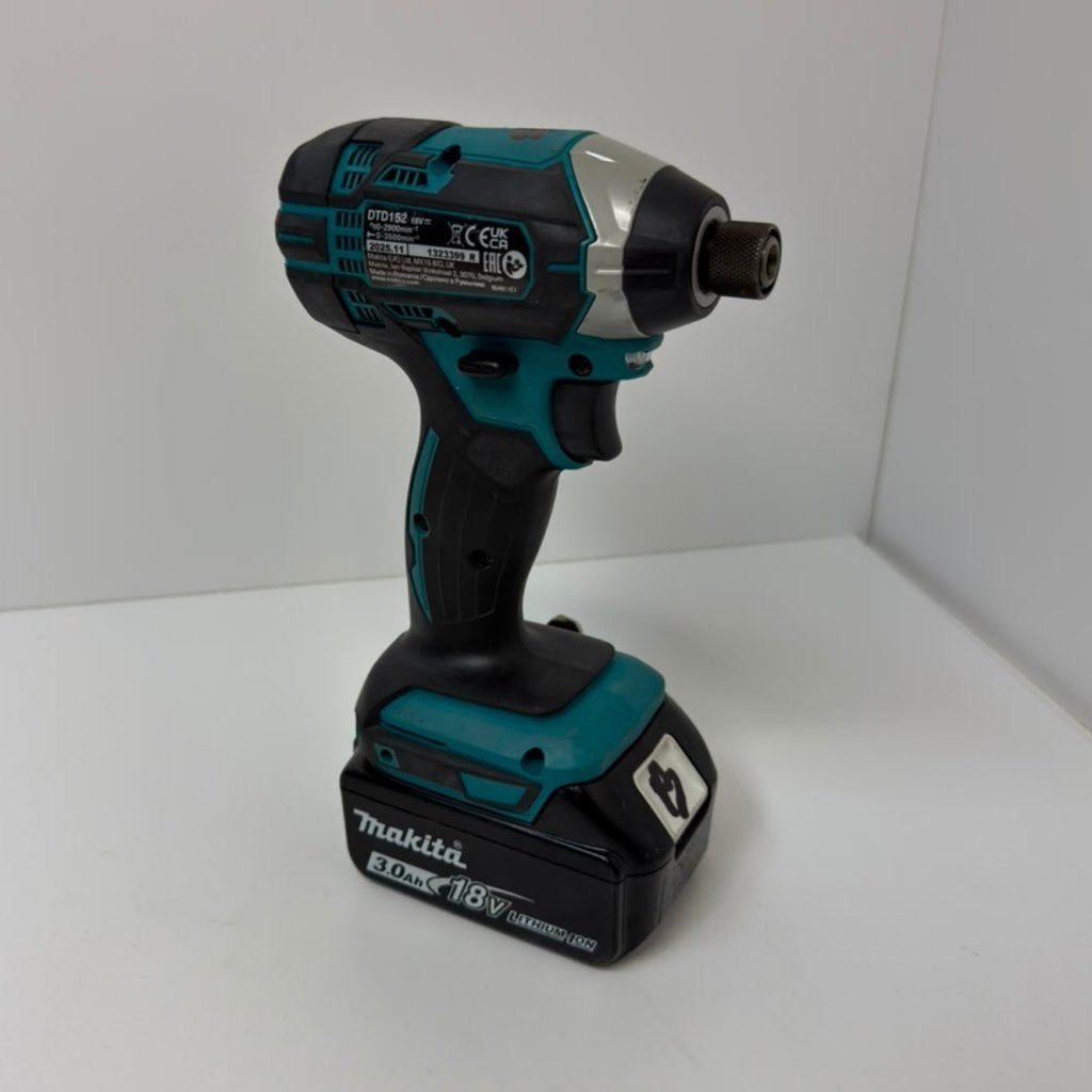 Makita DTD152 Slagmoer Body + 18v 3.0Ah | Nette staat, Makita, Zo goed als nieuw, Support@makita.com, Makita Corporation, 3-11-8, Sumiyoshi-cho, 
Anjo, Aichi 446-8502
Japan