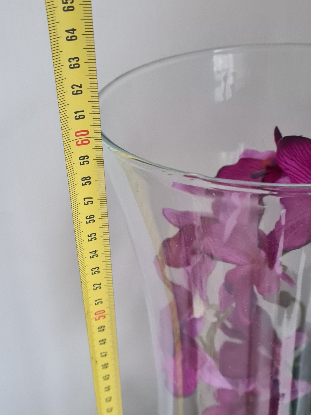 Kunst orchideeën in glazen vaas, Paars, Inclusief decoratie, Ophalen of Verzenden, Glas